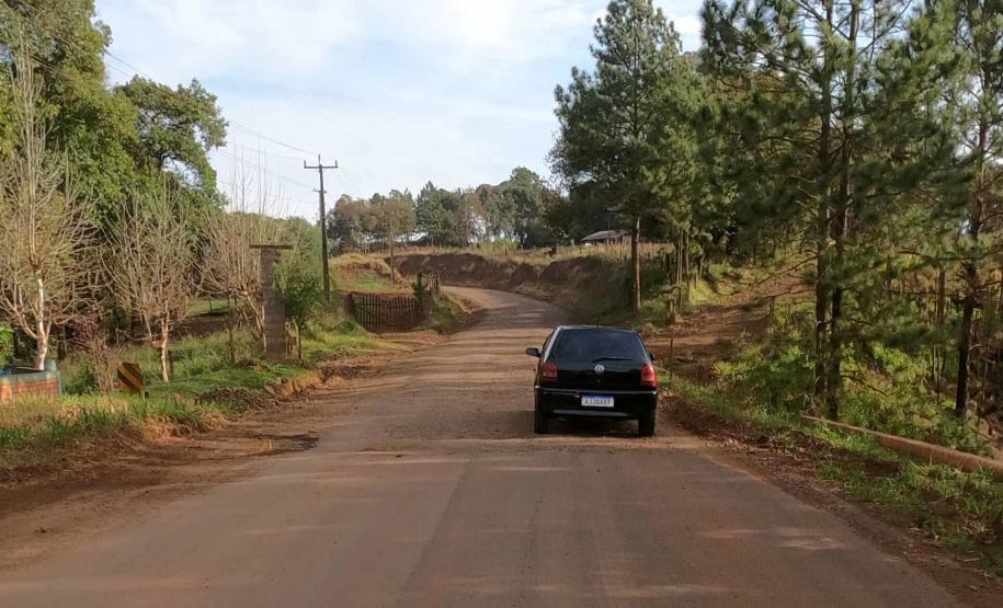 Estradas rurais do Centro-Sul vão receber R$ 5,4 mi em investimentos Foto: DER-PR
