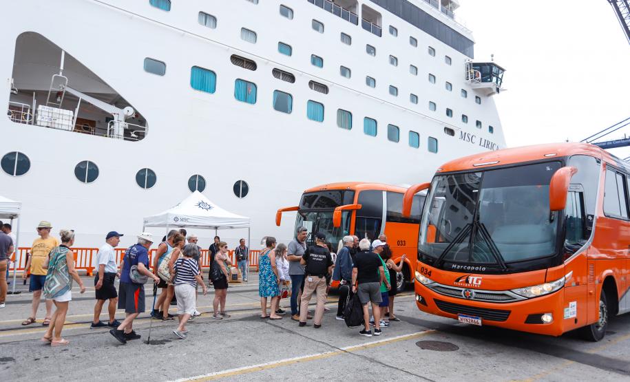 Paraná entra na rota dos cruzeiros internacionais com embarque dos primeiros turistas Foto:Rodrigo Félix Leal / SEIL