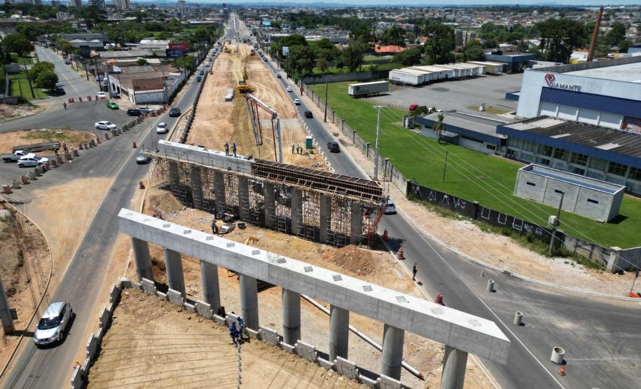 BR-376 terá bloqueios em São José dos Pinhais para transporte de vigas neste final de semana Foto: DER
