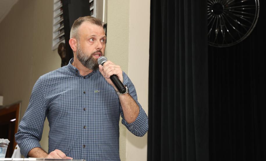 Técnicos do DER/PR apresentaram detalhes da obra nesta terça. Foto: Rodrigo Félix Leal / SEIL