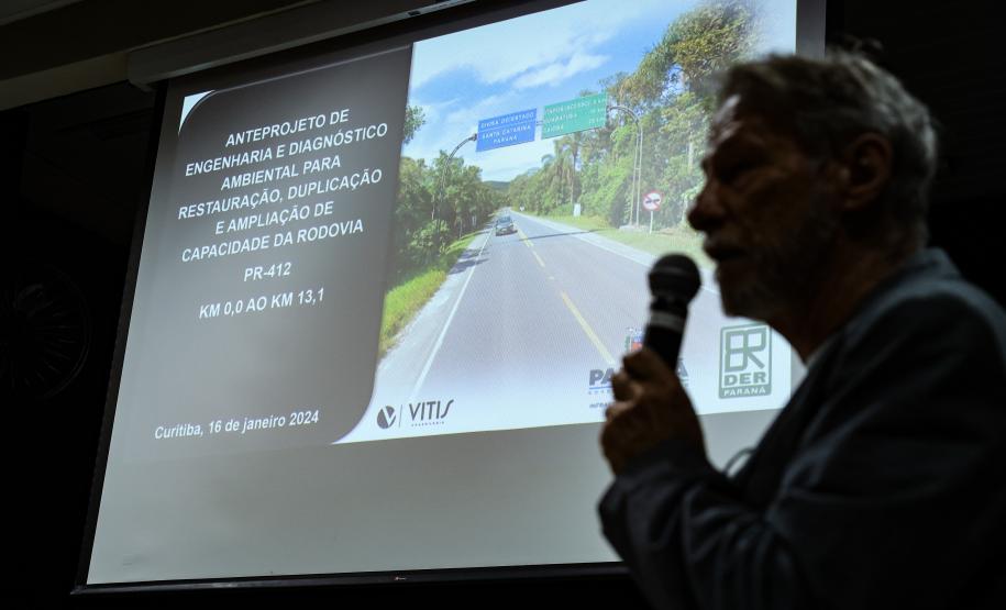 Técnicos do DER/PR apresentaram detalhes da obra nesta terça. Foto: Rodrigo Félix Leal / SEIL