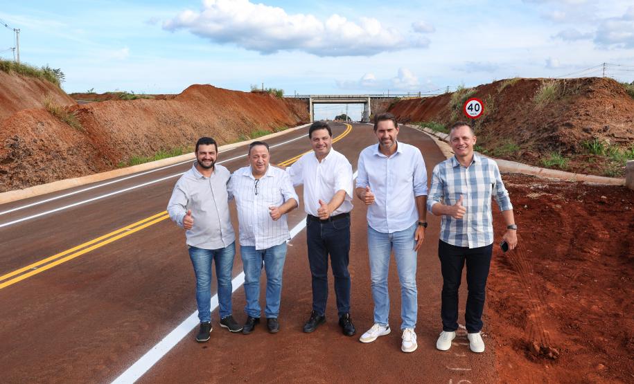 Com tráfego já liberado, novo contorno de Marechal Cândido Rondon recebe últimos serviços Foto: Rodrigo Félix Leal/SEIL