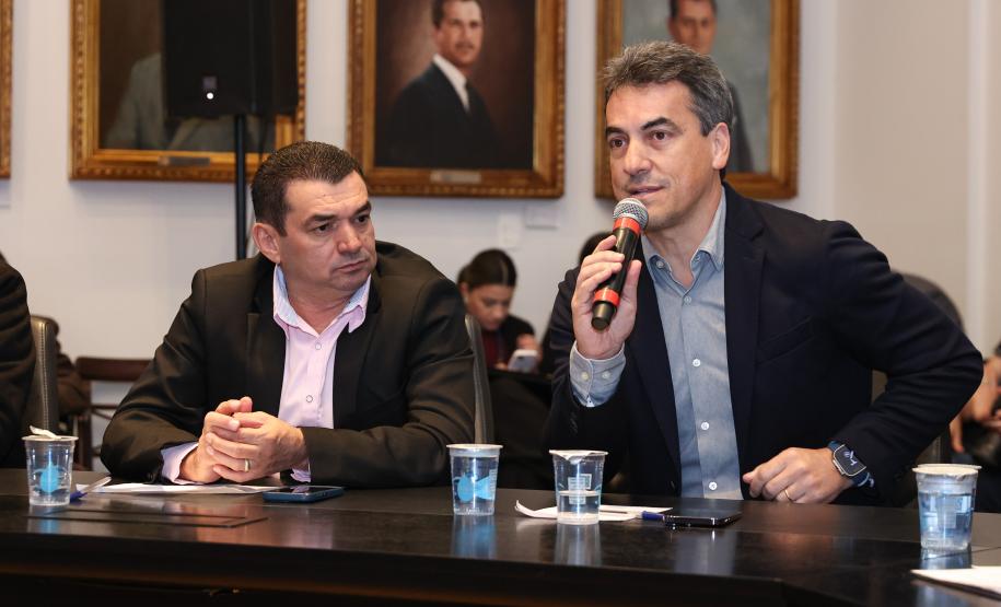 O Governo do Estado, por meio da Secretaria de Infraestrutura e Logística (SEIL), lançou oficialmente nesta terça-feira (25) a 2ª edição da Jornada BIM: Prefeituras em Foco, que ocorrerá de 2 a 4 de julho, em Curitiba. Foto: Rodrigo Félix Leal / SEIL