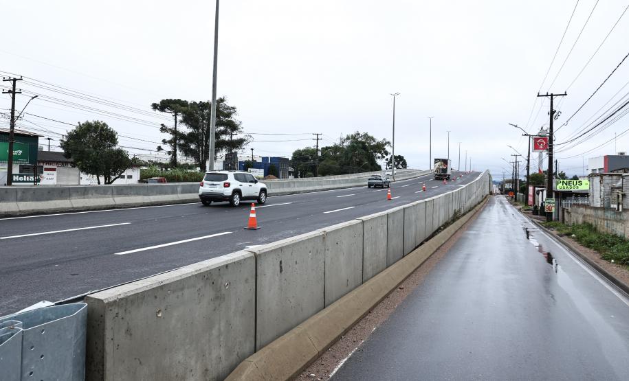 Novo viaduto de São José dos Pinhais tem pista superior liberada Foto: Rodrigo Félix Leal/SEIL-PR