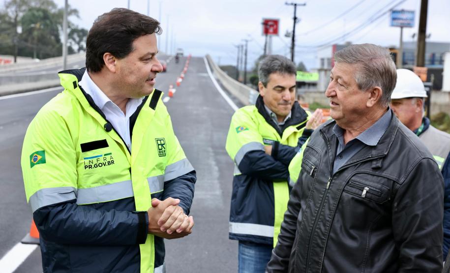 Novo viaduto de São José dos Pinhais tem pista superior liberada Foto: Rodrigo Félix Leal/SEIL-PR