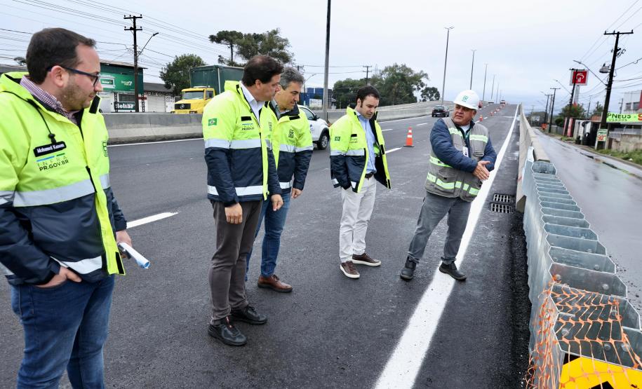 Novo viaduto de São José dos Pinhais tem pista superior liberada Foto: Rodrigo Félix Leal/SEIL-PR