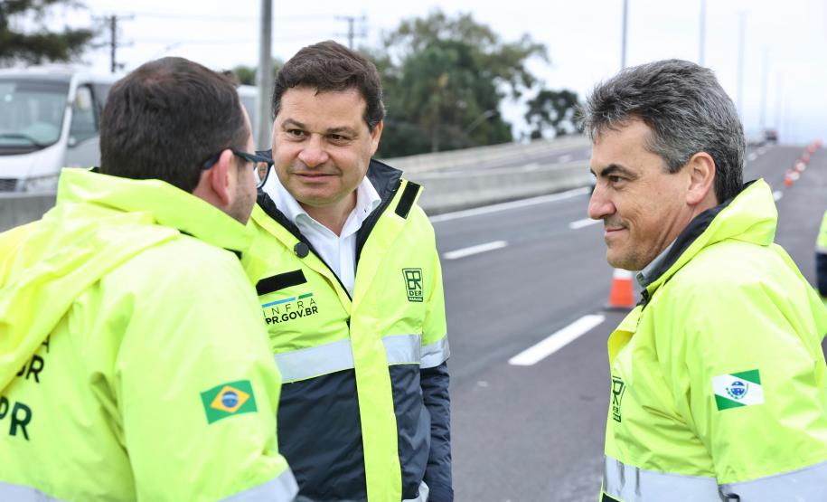 Novo viaduto de São José dos Pinhais tem pista superior liberada Foto: Rodrigo Félix Leal/SEIL-PR