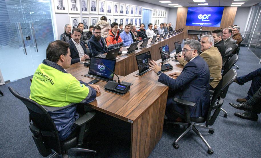 Concessionária apresenta cronograma de obras para comunidade portuária de Paranaguá