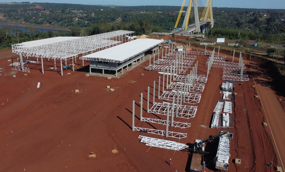 Perimetral Leste de Foz do Iguaçu chega a 39,33% de conclusão