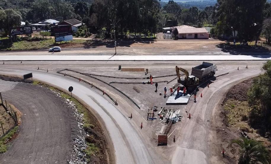 Em quatro meses, pavimentação em concreto entre Palmas e Clevelândia passa de 40%