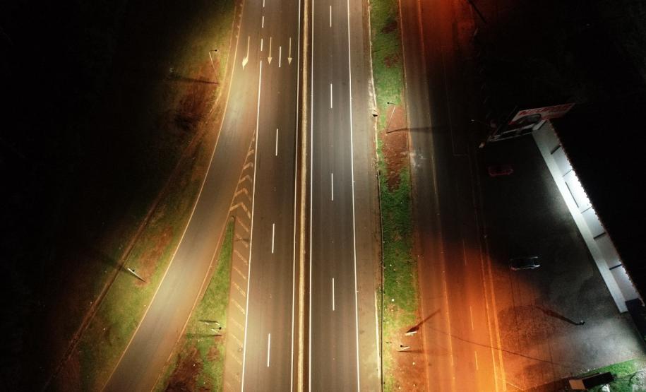 Nova iluminação da BR-277 na região Oeste