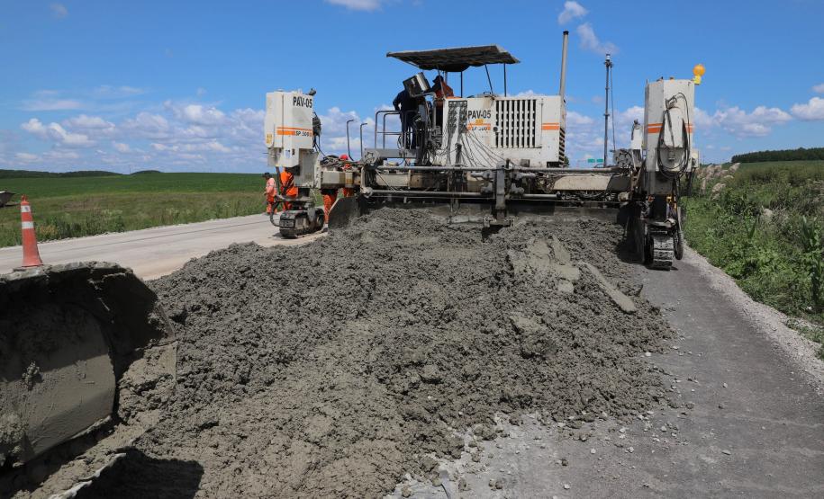 Obras-Pavimentação em Concreto da PR-280-Palmas