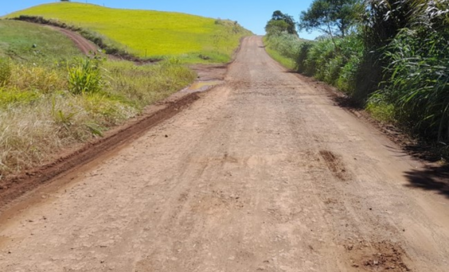 estrada PR-471 em Guaraniaçu