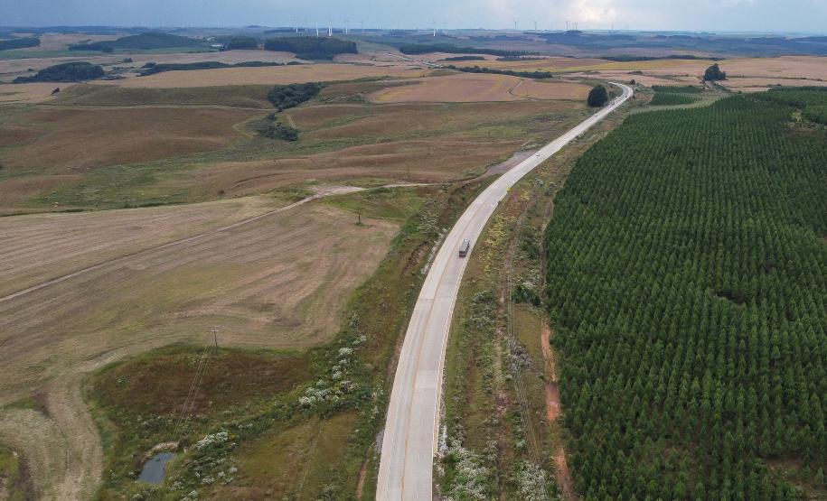 Palmas, 29 de março de 2023 - O governador Carlos Massa Ratinho Junior entrega a obra de revitalização da PRC-280, região Sudoeste. Foram restaurados 59,55 quilômetros (entre Palmas e a BR-153) com pavimento rígido de concreto.