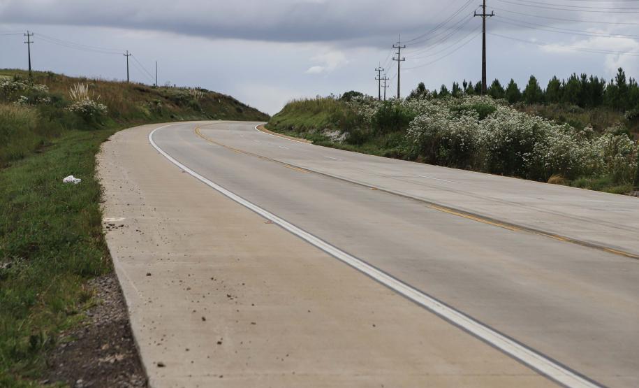 Palmas, 29 de março de 2023 - O governador Carlos Massa Ratinho Junior entrega a obra de revitalização da PRC-280, região Sudoeste. Foram restaurados 59,55 quilômetros (entre Palmas e a BR-153) com pavimento rígido de concreto.