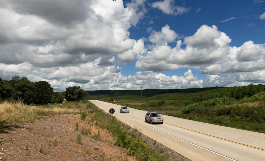 Obra emblemática do Sudoeste, Whitetopping da PRC-280 recebe últimos ajustes