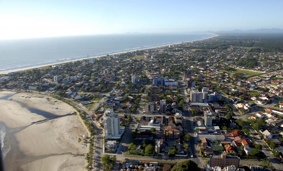 Imagens aéreas de Guaratuba