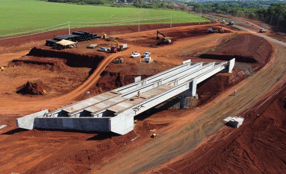 OBRA PERIMETRAL LESTE