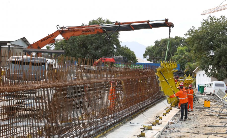 Obra da Ponte de Guaratuba