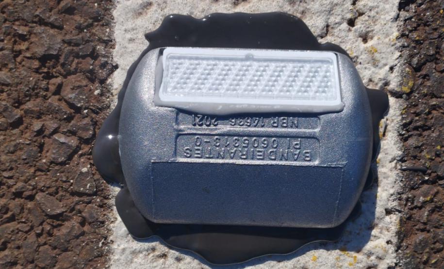 DER/PR melhora sinalização viária da PR-436 em Bandeirantes