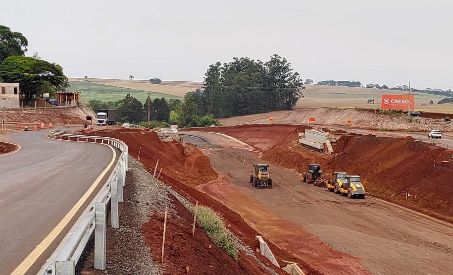 PR-445 terá pare e siga nos próximos dias para içamento de vigas em pontes e viadutos - Ponte sobre o Rio Apucaraninha