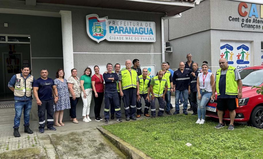 Cestas básicas sendo distribuídas em Paranaguá