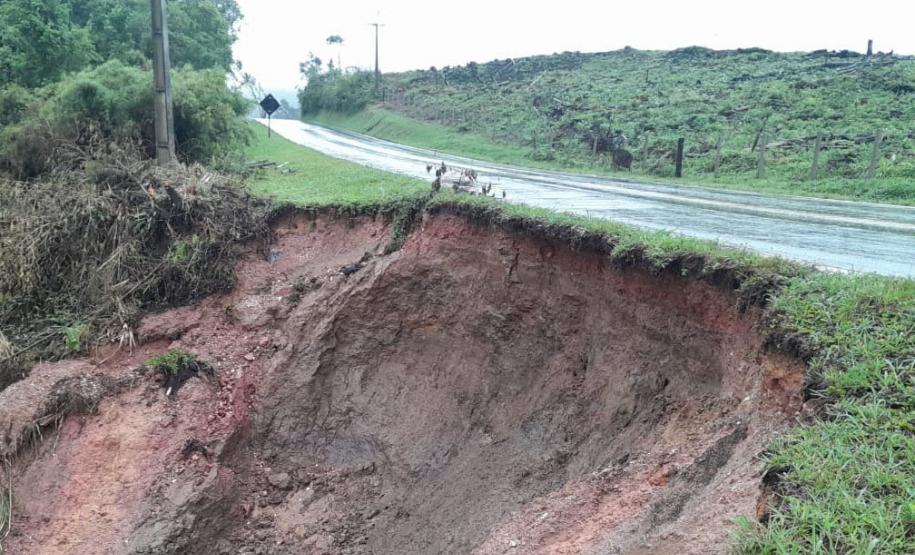 DER/PR divulga condições de rodovias estaduais após as chuvas. PR-092 Rio Branco do Sul