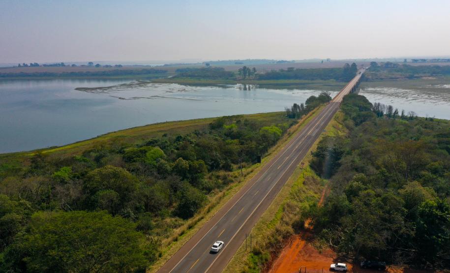 Na foto, PR-323 entre Londrina e São Paulo