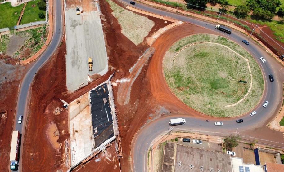 Obras do Viaduto da PUC, em Londrina