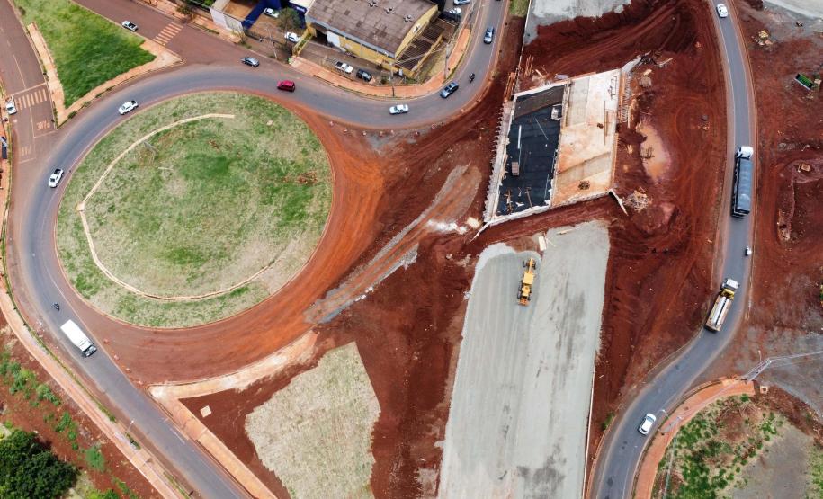 Obras do Viaduto da PUC, em Londrina
