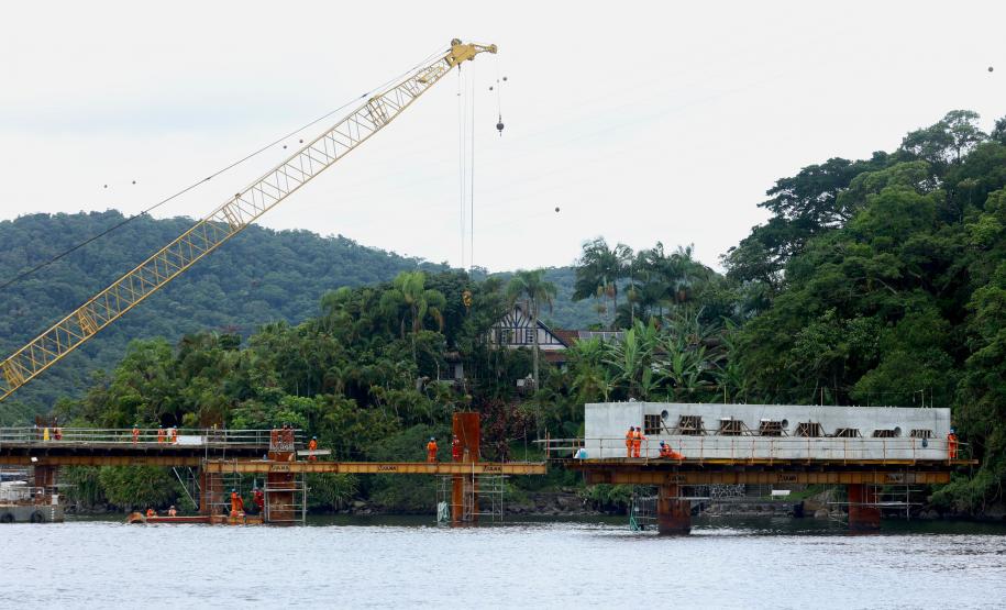 Obras na Ponte de Guaratuba