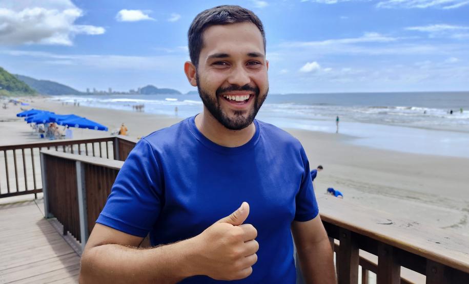 Carlos Eduardo dos Santos é ambulante e diz que o acesso à cidade vai melhorar com a possibilidade do tráfego de veículos pela ponte