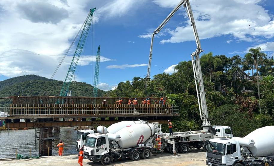 Obras da Ponte de Guaratuba