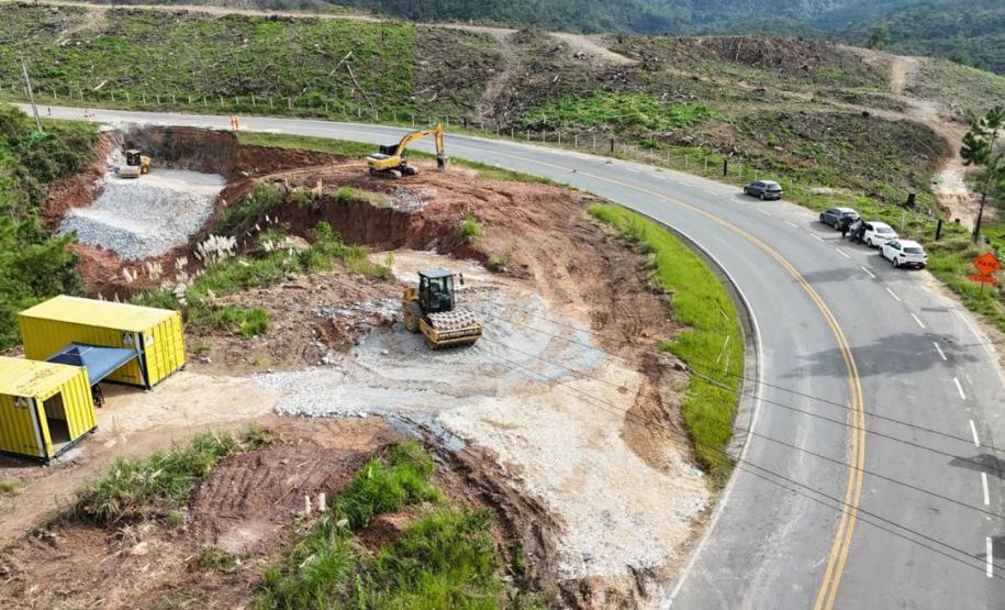 Obras na PR-092 em Rio Branco do Sul