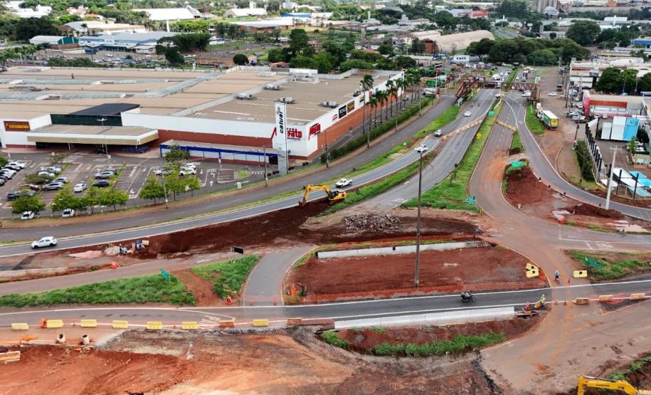 Obra do Trevo do Catuaí em Maringá