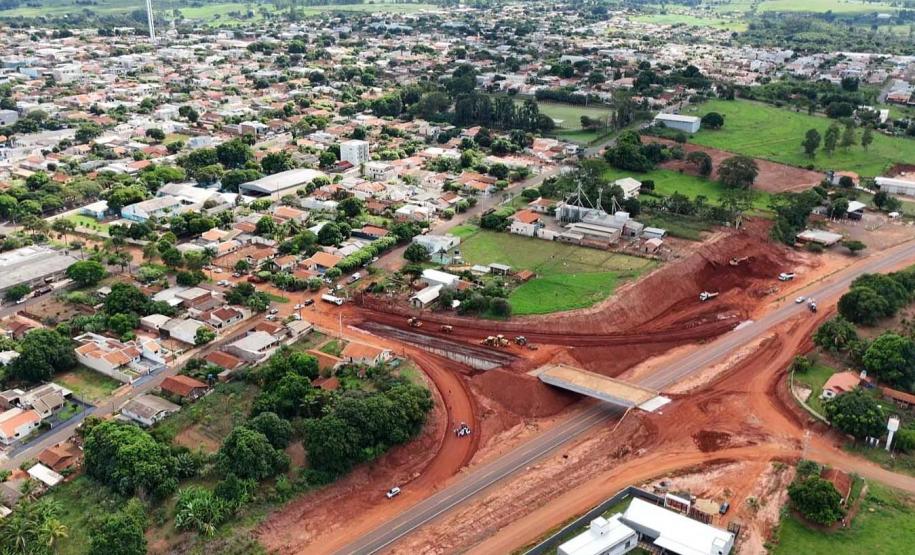 obra do viaduto de Iporã
