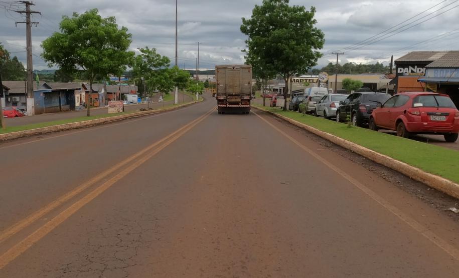 rua onde a passarela será instalada
