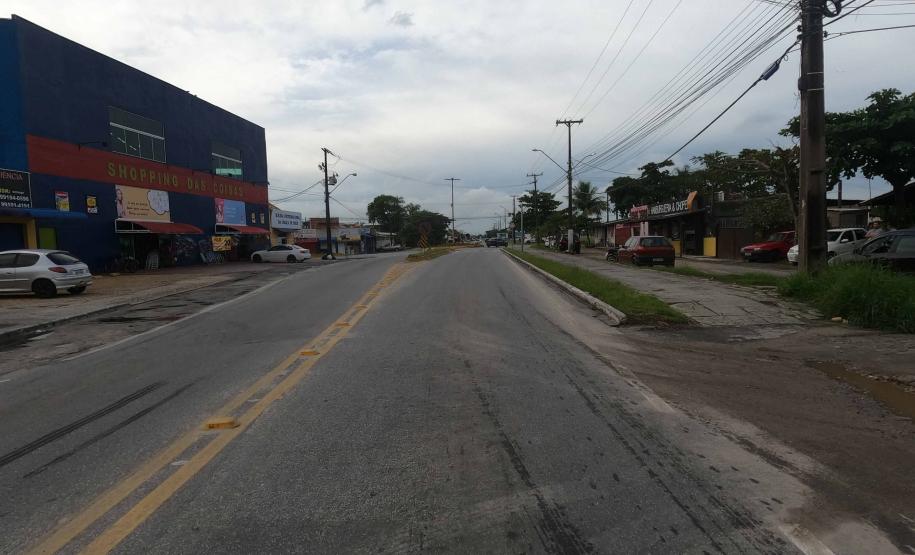 Atual estrada entre Matinhos e Pontal do Paraná