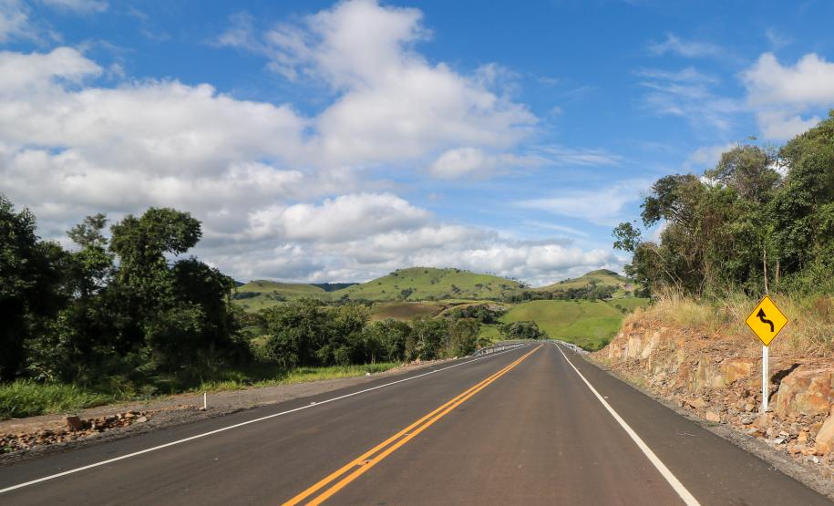 pavimentação da PR-239