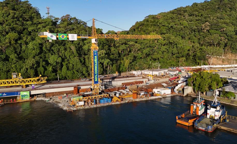 vista aerea da obra da ponte