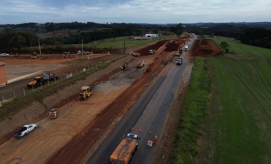 Obras de duplicação em concreto da PRC-466