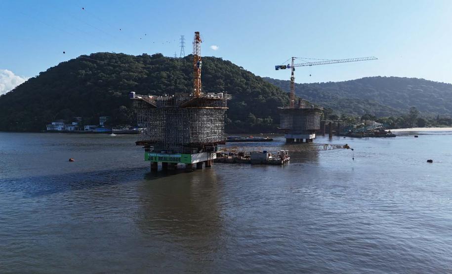 vista aerea da obra da ponte