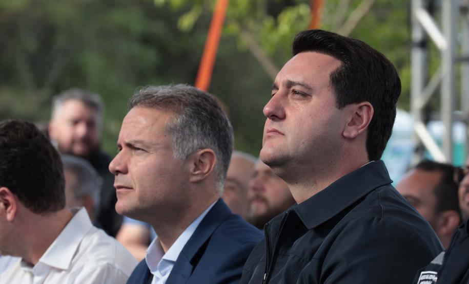 O governador Carlos Massa Ratinho Junior e o ministro dos Transportes, Renan Filho, participam nesta quarta-feira (18) do anúncio do início da duplicação do Contorno Norte de Curitiba.