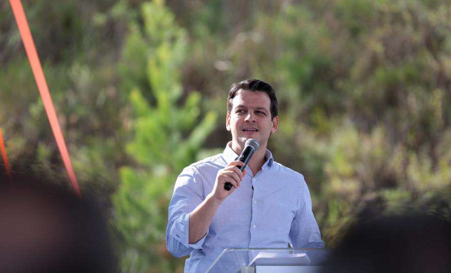 O governador Carlos Massa Ratinho Junior e o ministro dos Transportes, Renan Filho, participam nesta quarta-feira (18) do anúncio do início da duplicação do Contorno Norte de Curitiba.