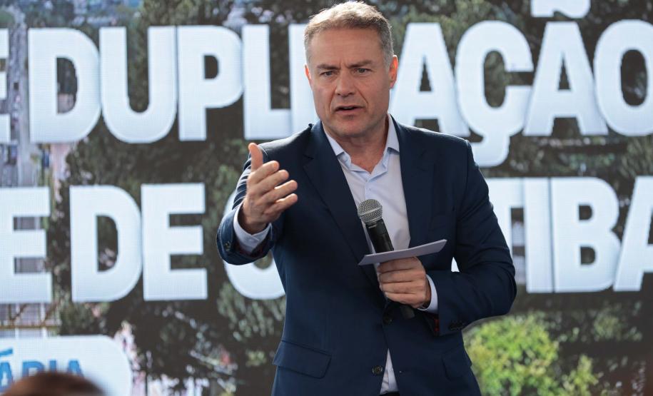 O governador Carlos Massa Ratinho Junior e o ministro dos Transportes, Renan Filho, participam nesta quarta-feira (18) do anúncio do início da duplicação do Contorno Norte de Curitiba.