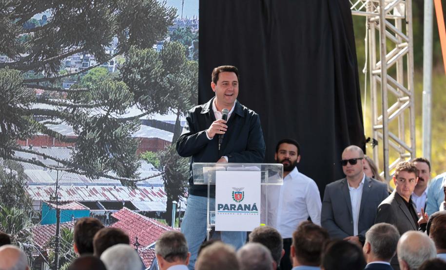 O governador Carlos Massa Ratinho Junior e o ministro dos Transportes, Renan Filho, participam nesta quarta-feira (18) do anúncio do início da duplicação do Contorno Norte de Curitiba.