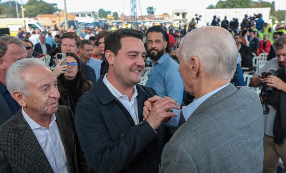 O governador Carlos Massa Ratinho Junior e o ministro dos Transportes, Renan Filho, participam nesta quarta-feira (18) do anúncio do início da duplicação do Contorno Norte de Curitiba.