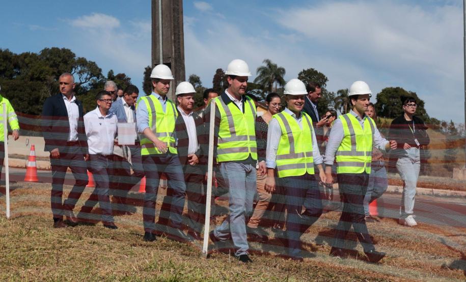 O governador Carlos Massa Ratinho Junior e o ministro dos Transportes, Renan Filho, participam nesta quarta-feira (18) do anúncio do início da duplicação do Contorno Norte de Curitiba.