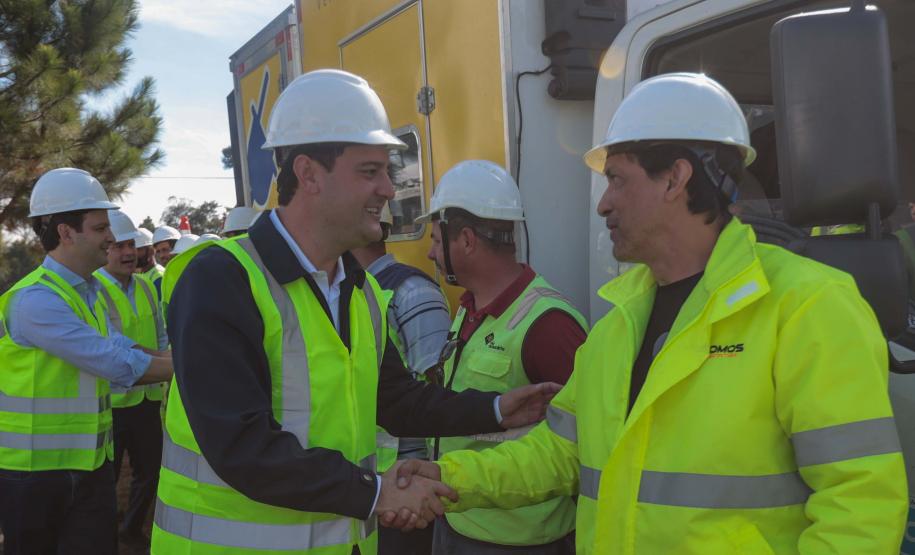 O governador Carlos Massa Ratinho Junior e o ministro dos Transportes, Renan Filho, participam nesta quarta-feira (18) do anúncio do início da duplicação do Contorno Norte de Curitiba.