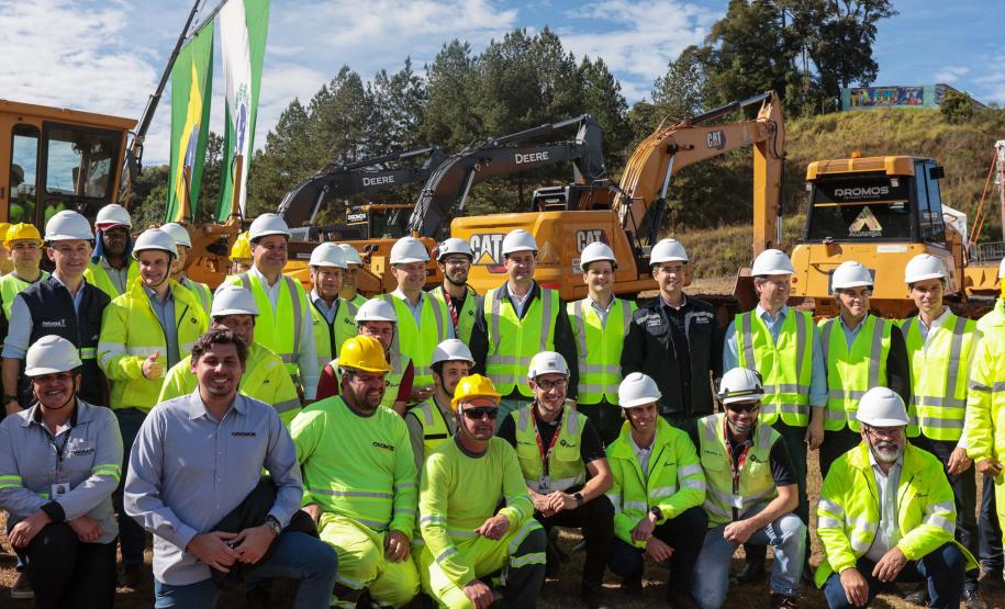 O governador Carlos Massa Ratinho Junior e o ministro dos Transportes, Renan Filho, participam nesta quarta-feira (18) do anúncio do início da duplicação do Contorno Norte de Curitiba.